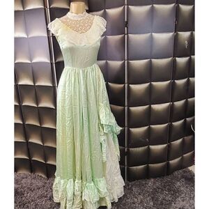 Vintage handmade peasant dress